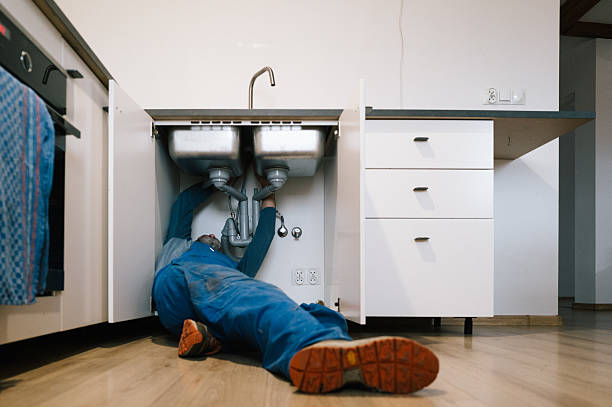 Professional Leak Detection technician working in New Kensington, PA